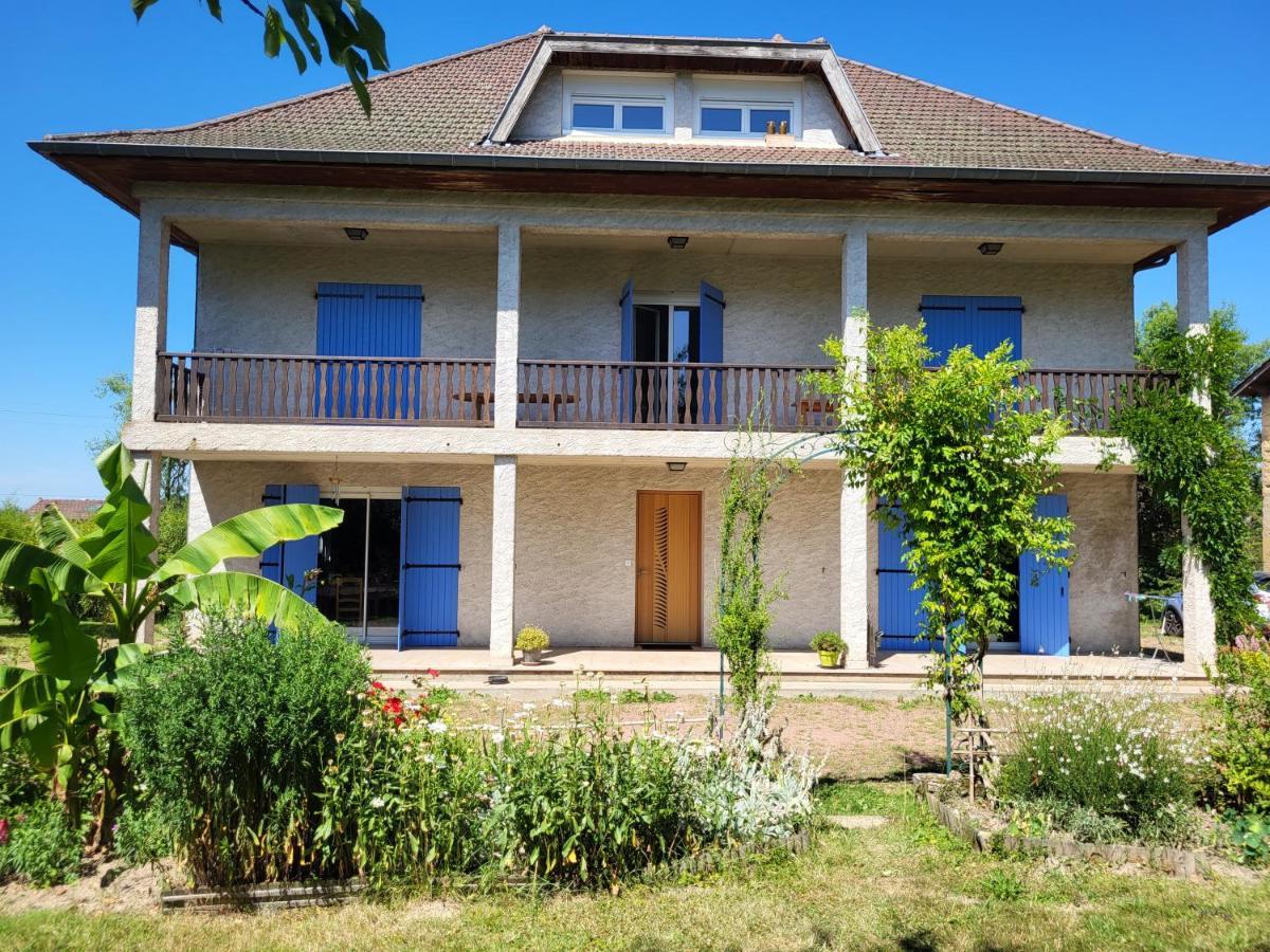 LOU GRAOU CHEPRE gîte d'étape Chandon Esterno foto