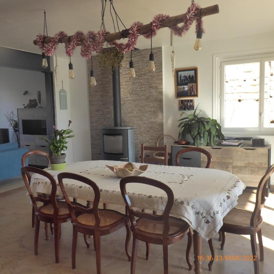 LOU GRAOU CHEPRE gîte d'étape Chandon Esterno foto