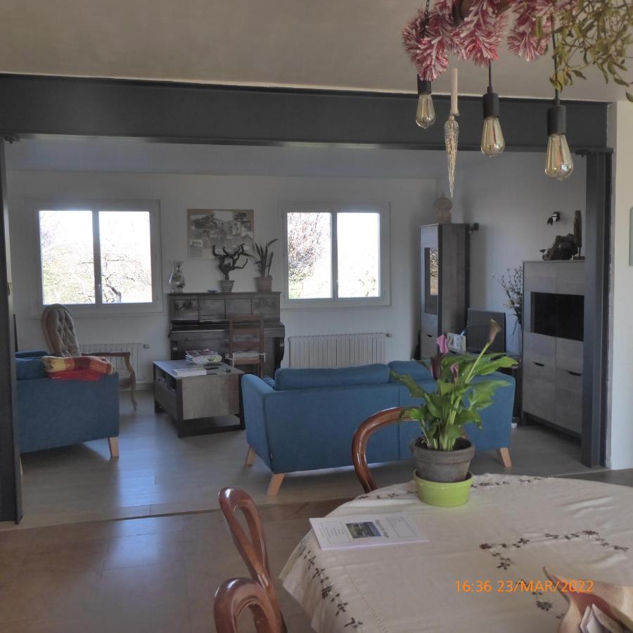 LOU GRAOU CHEPRE gîte d'étape Chandon Esterno foto